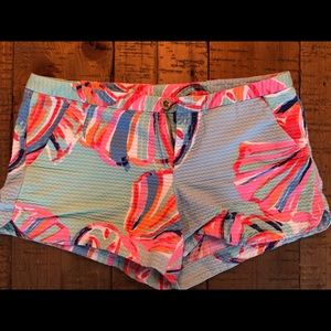 Lily Pulitzer shorts size 4